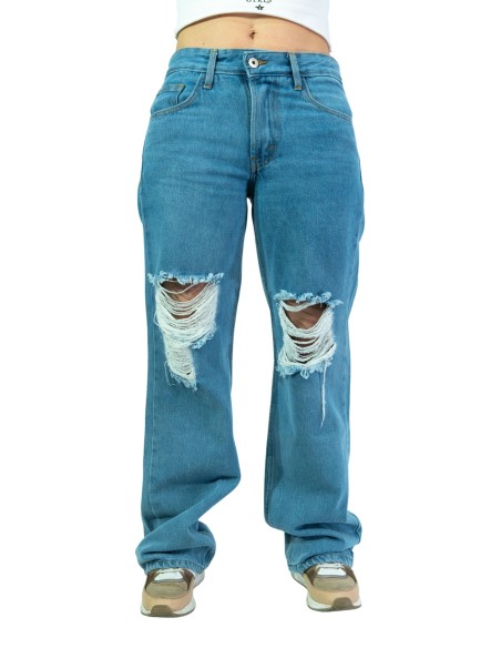 Pantalón mom jeans super stone roto.