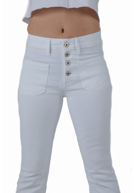  corte campana con bolsillos       plastron