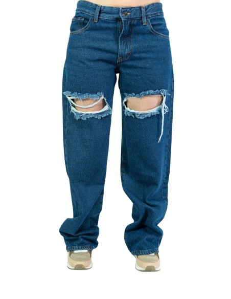 Pantalon mom jeans stone roto.